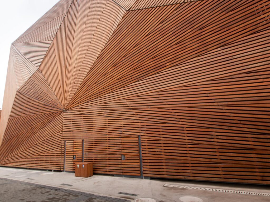 مزایای استفاده از نمای ترمووود ساختمان